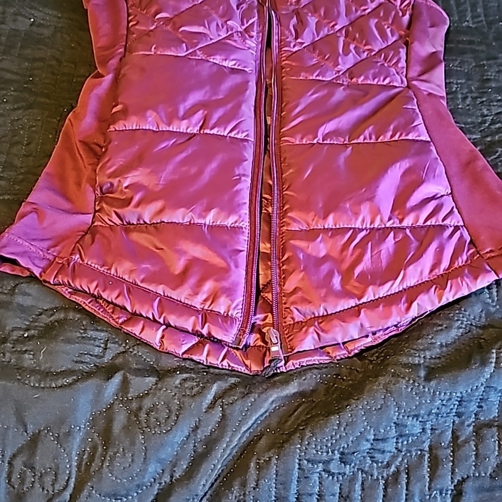Zelos‎ Women XS Light Down Puffer  Vest Zip Jacket Burgundy - Picture 3 of 8